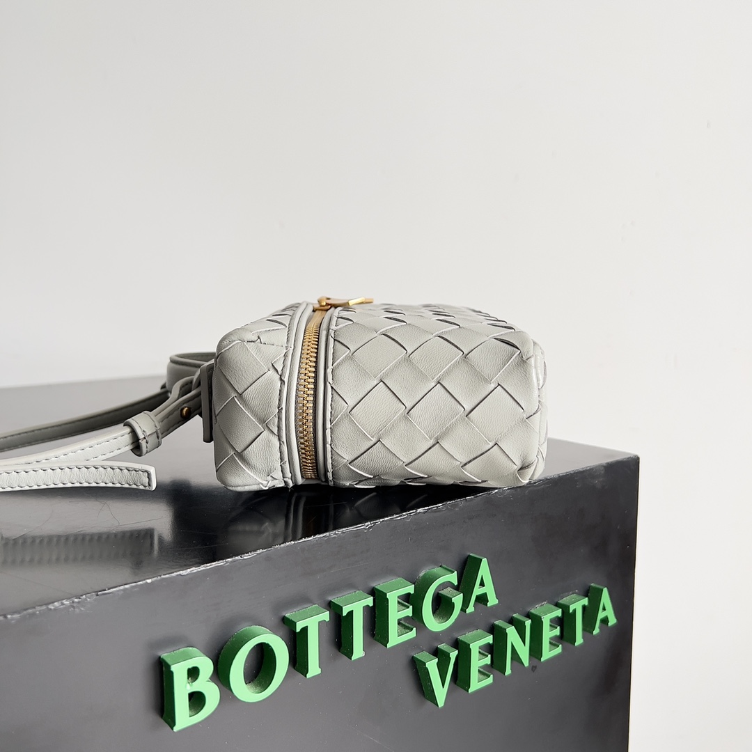 Bottega Veneta Cosmetic Bags